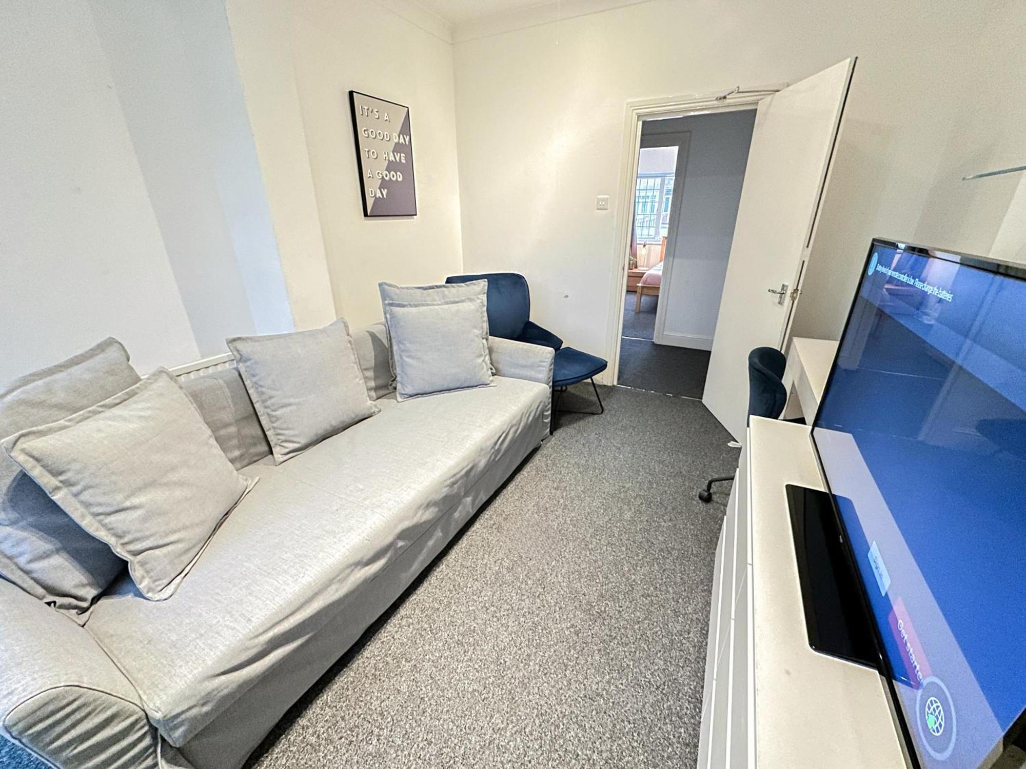 Cosy Apartments Near Hampstead Heath With Free On-Site Parking & Private Gardens, Golders Green لندن المظهر الخارجي الصورة