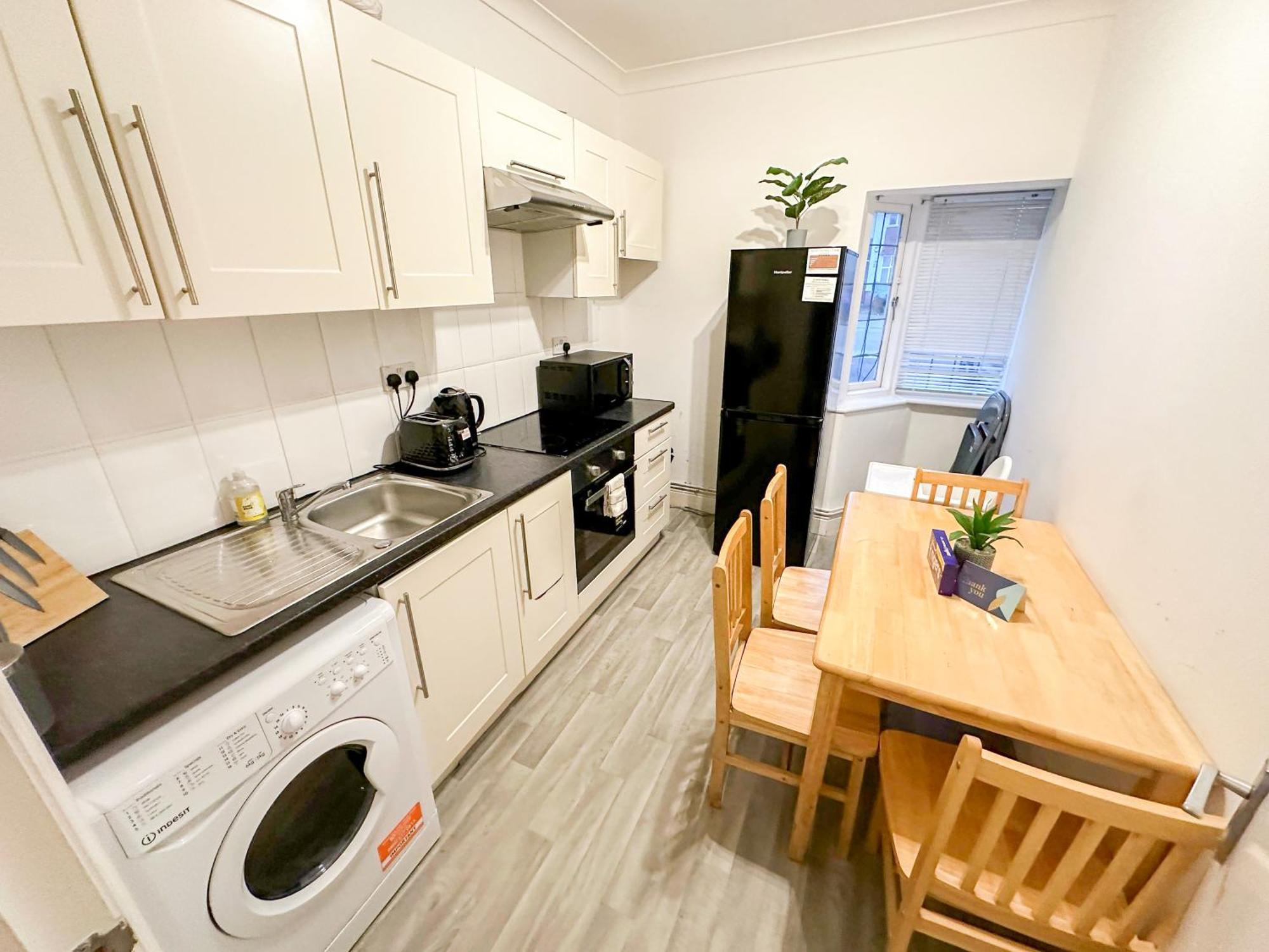 Cosy Apartments Near Hampstead Heath With Free On-Site Parking & Private Gardens, Golders Green لندن المظهر الخارجي الصورة