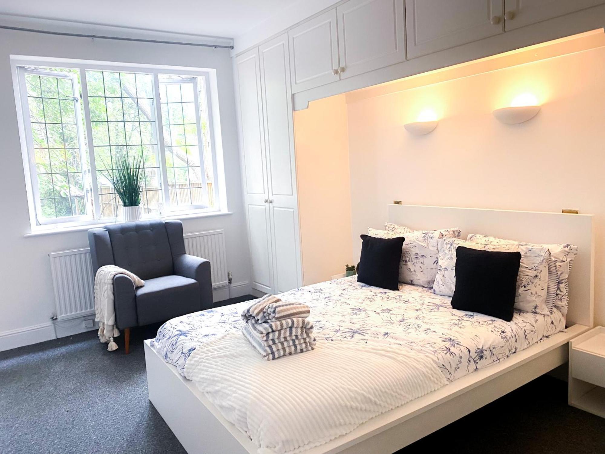 Cosy Apartments Near Hampstead Heath With Free On-Site Parking & Private Gardens, Golders Green لندن المظهر الخارجي الصورة