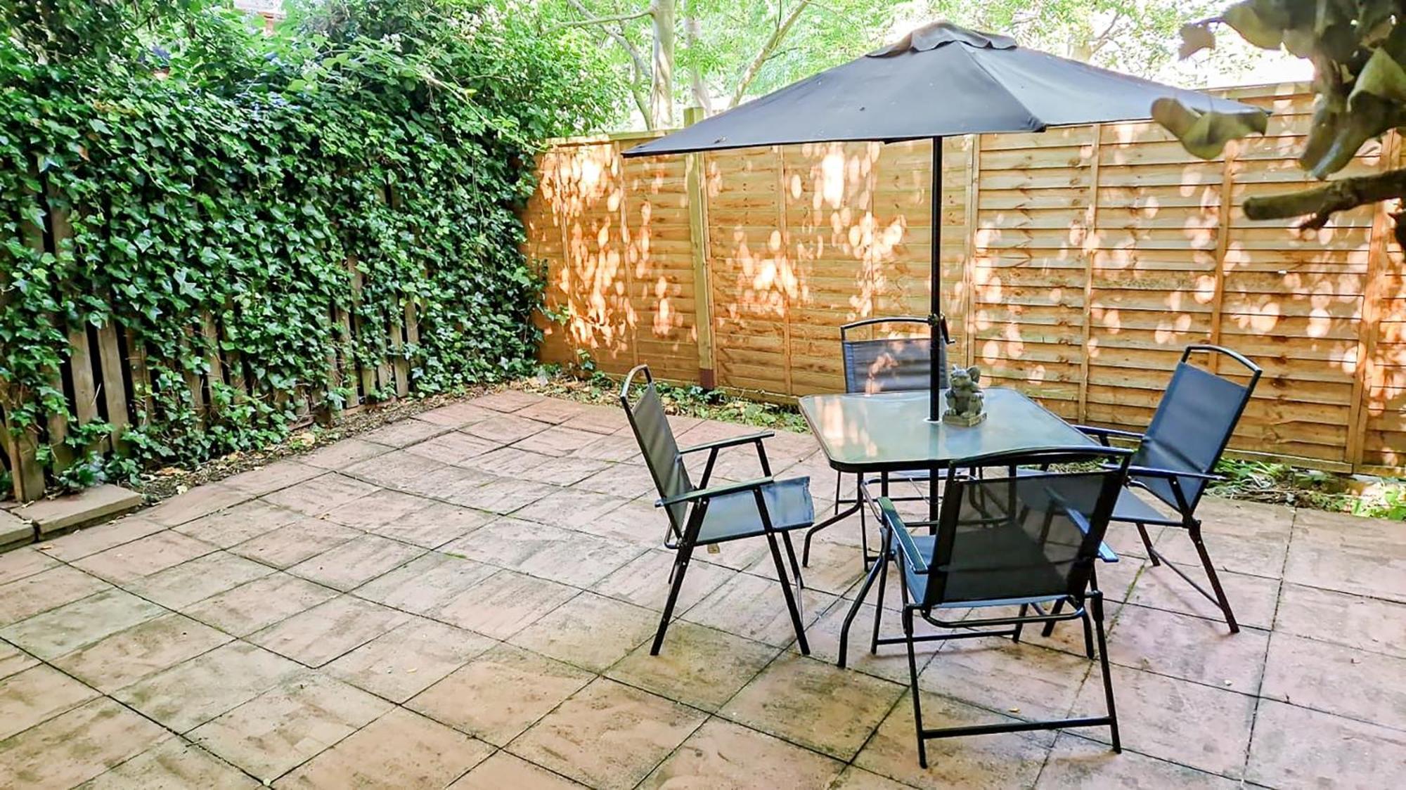 Cosy Apartments Near Hampstead Heath With Free On-Site Parking & Private Gardens, Golders Green لندن المظهر الخارجي الصورة