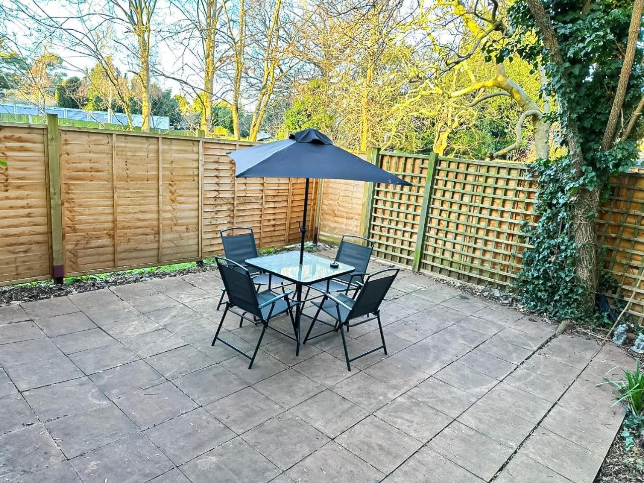 Cosy Apartments Near Hampstead Heath With Free On-Site Parking & Private Gardens, Golders Green لندن المظهر الخارجي الصورة